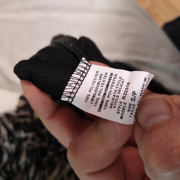 Brochure sleeveless dress, multi color, size petite - Picture 5 of 5